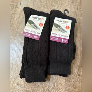 Muk Luks Black Women's Mid-Calf Boot Socks
